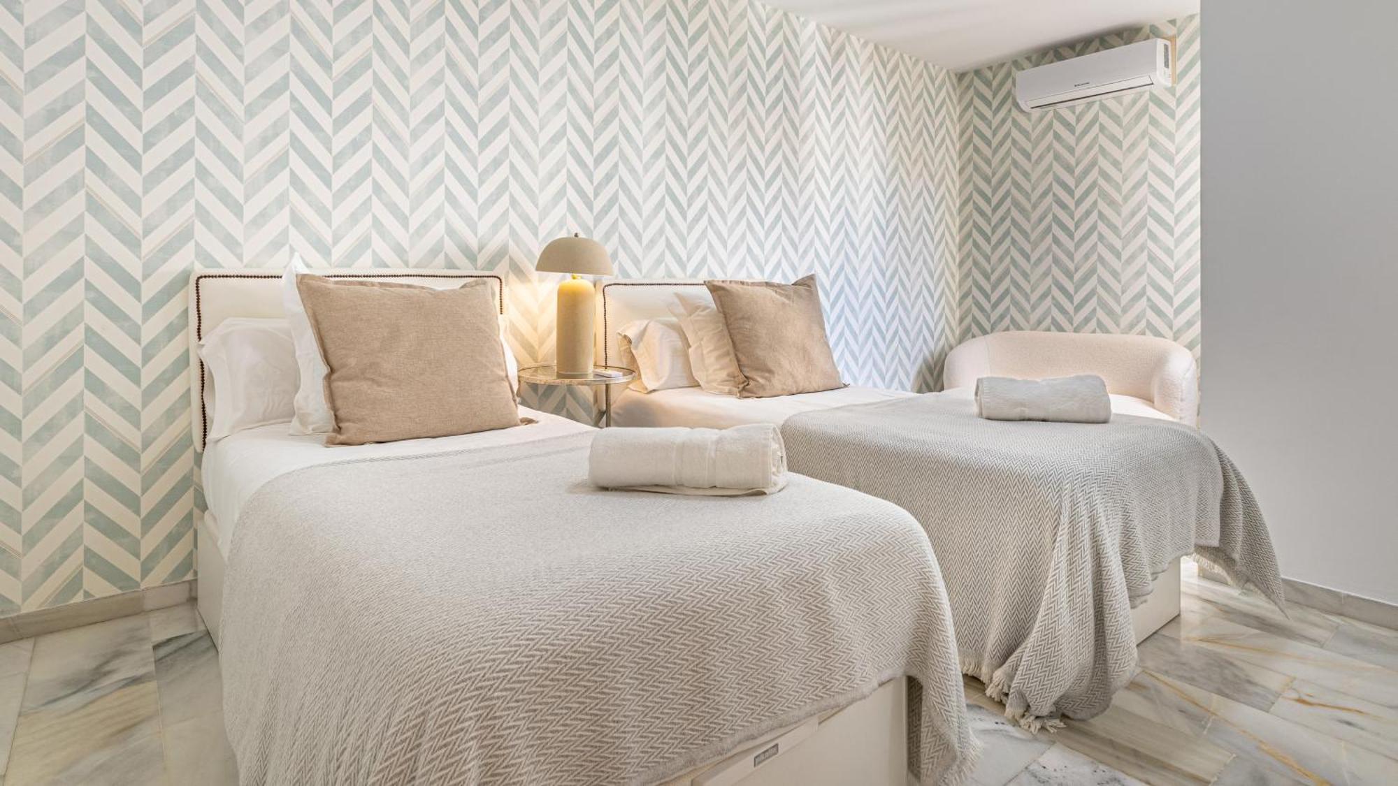 Vacation Marbella I Sea Views, 24-7 Security, Parking, Walk To Everything In Luxurious Puerto Banus 외부 사진